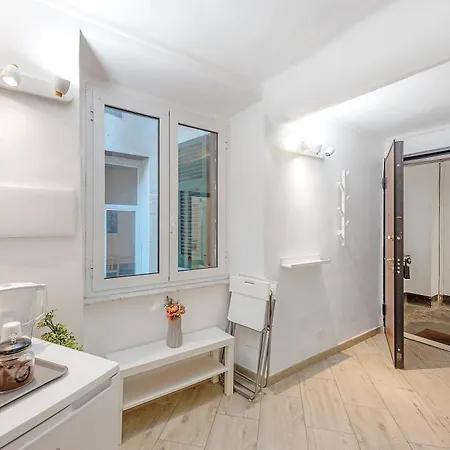 Modern Flat In The Centre Of Appartamento Genova