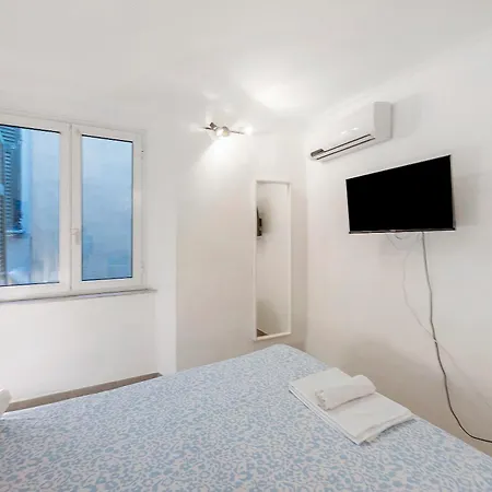 Modern Flat In The Centre Of Appartamento Genova