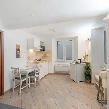 Modern Flat In The Centre Of *