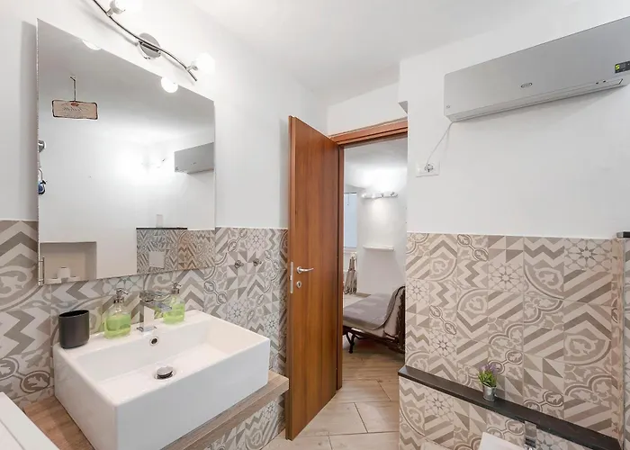 Apartman Modern Flat In The Centre Of Genova