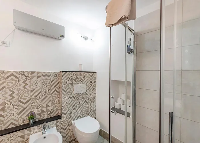 Apartman Modern Flat In The Centre Of Genova